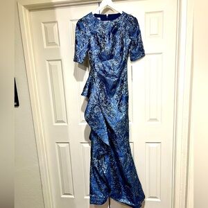 NWT  RICKIE FREEMAN FOR TERI JON SLATE METALLIC JACQUARD RUFFLED GOWN SIZE 2
